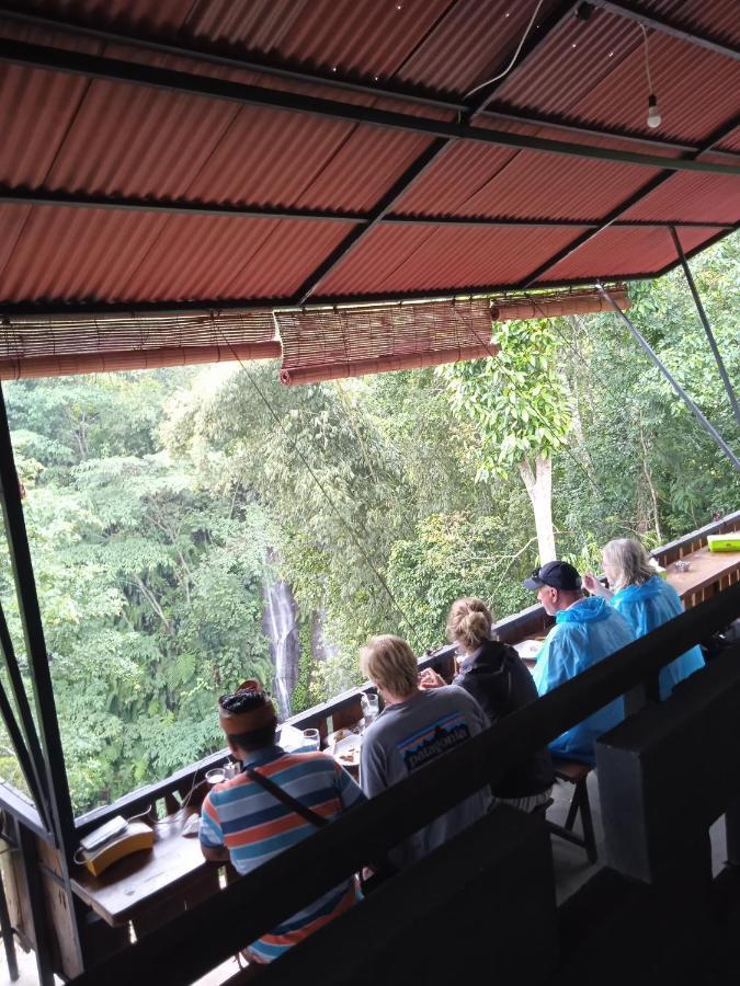 Munduk Tutub Waterfall View Luaran gambar
