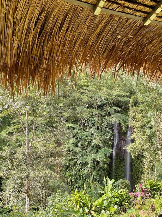 Munduk Tutub Waterfall View Luaran gambar