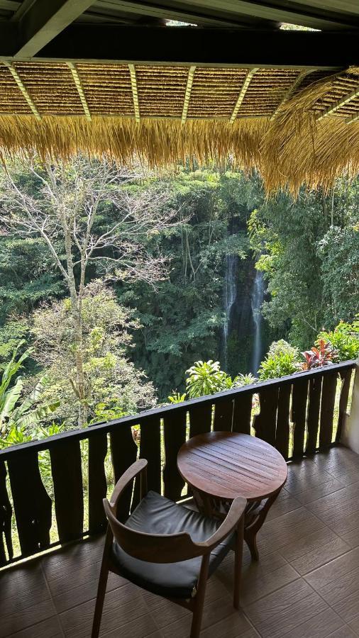 Munduk Tutub Waterfall View Luaran gambar
